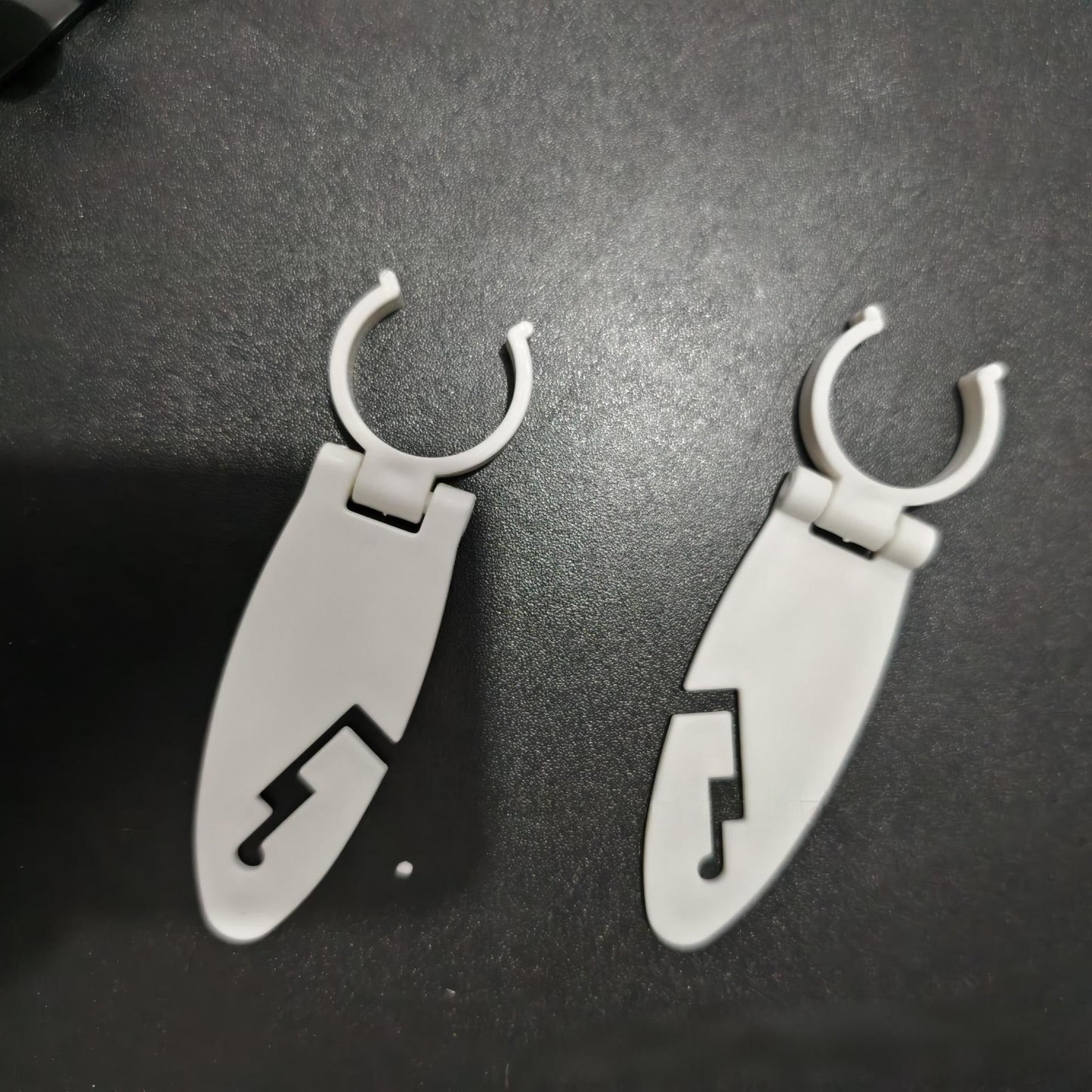 Avyroa™ Paddle Clips