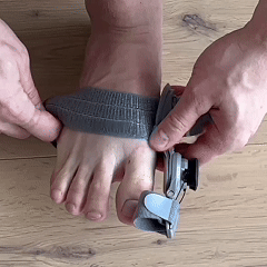 Secure bunion corrector around foot